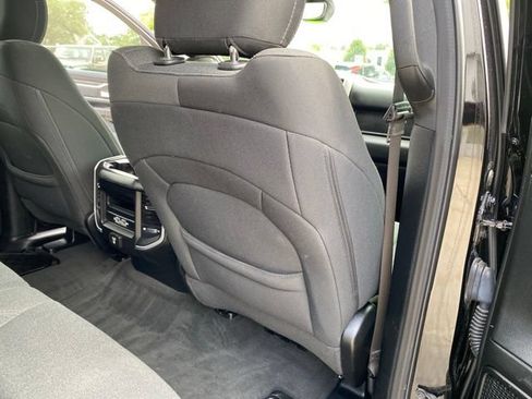 Used 2020 RAM 1500 Big Horn AWD/4WD image 34