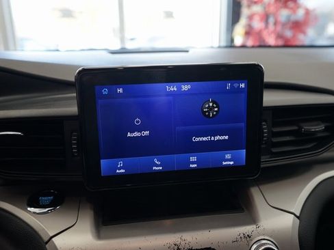 Used 2022 Ford Explorer XLT w/ Class IV Trailer Tow Package image 33