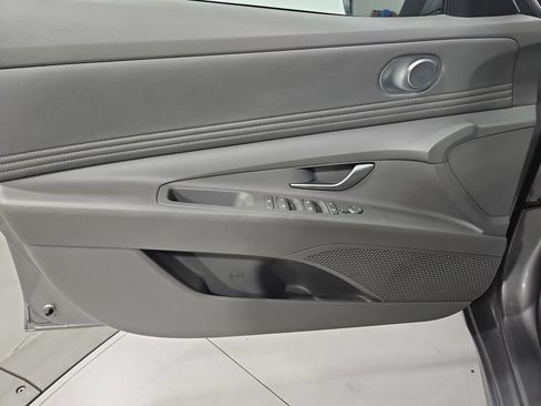 Certified 2023 Hyundai Elantra SEL w/ Convenience Package FWD image 12
