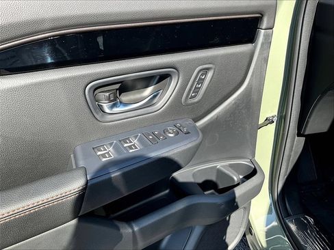New 2026 Honda Pilot TrailSport image 17