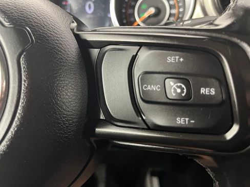 Used 2021 Jeep Wrangler Unlimited Sport AWD/4WD image 30