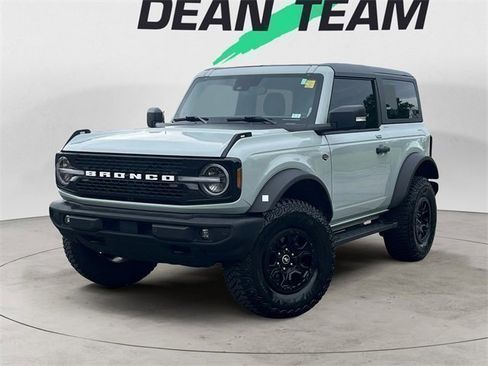 Used 2022 Ford Bronco Wildtrak image 4