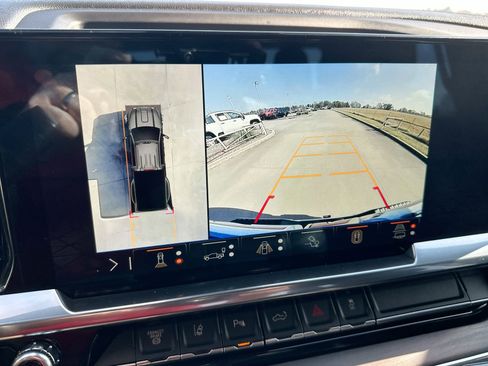 Used 2024 GMC Sierra 3500 SLT w/ Texas SLT Premium Package image 17