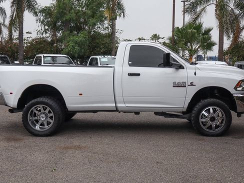 Used 2018 RAM 3500 Tradesman w/ Chrome Appearance Group image 9