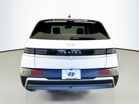 New 2026 Hyundai Ioniq 5 SEL image 6
