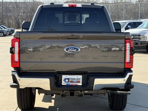 New 2026 Ford F250 Lariat w/ Chrome Package image 28