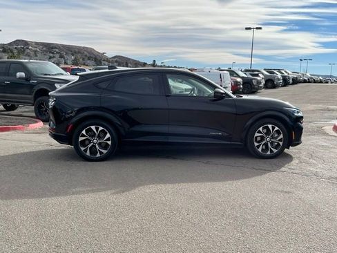 Used 2021 Ford Mustang Mach-E Premium image 6