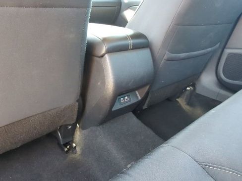 Used 2024 Nissan Altima 2.5 SV FWD image 22