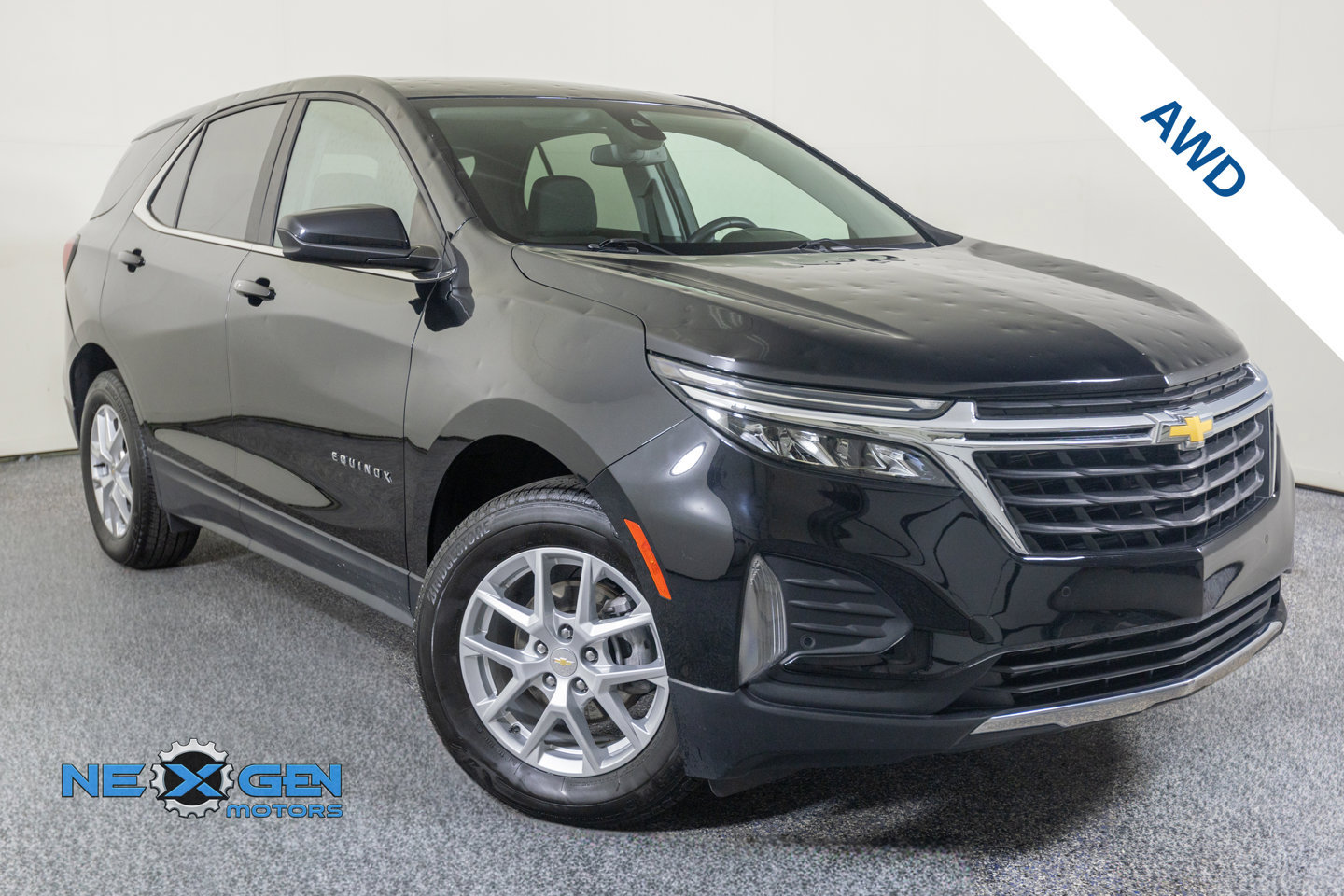 Used 2024 Chevrolet Equinox LT AWD/4WD image 1