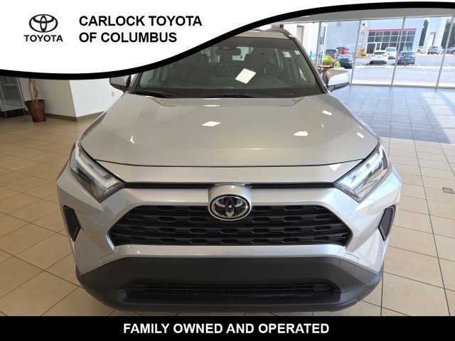 Used 2025 Toyota RAV4 XLE AWD/4WD image 5