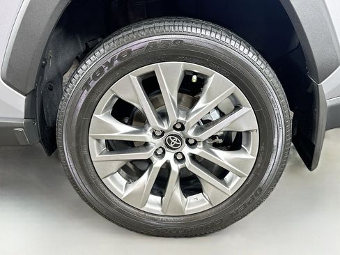 Used 2024 Toyota RAV4 XLE Premium FWD image 29