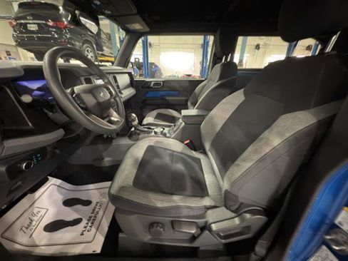 Used 2022 Ford Bronco 2-Door AWD/4WD image 12