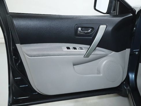 Used 2014 Nissan Rogue S w/ Convenience Package AWD/4WD image 15