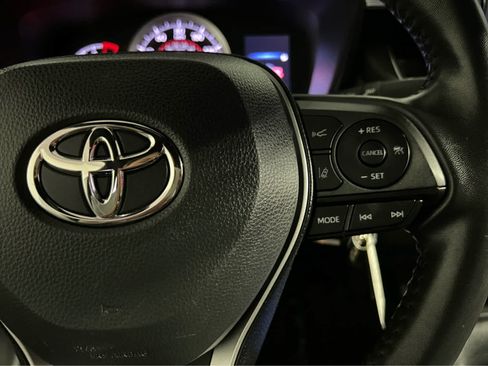 Used 2022 Toyota Corolla SE FWD image 18