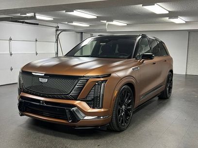 New 2027 Cadillac Vistiq Platinum w/ LPO, Floor Liner Package