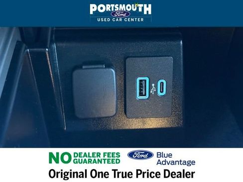 Certified 2022 Ford Explorer XLT w/ Equipment Group 202A image 17
