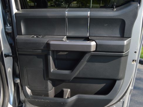 Used 2020 Ford F150 XLT w/ Equipment Group 302A Luxury RWD image 32