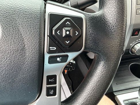 Used 2018 Toyota Tundra SR5 AWD/4WD image 18