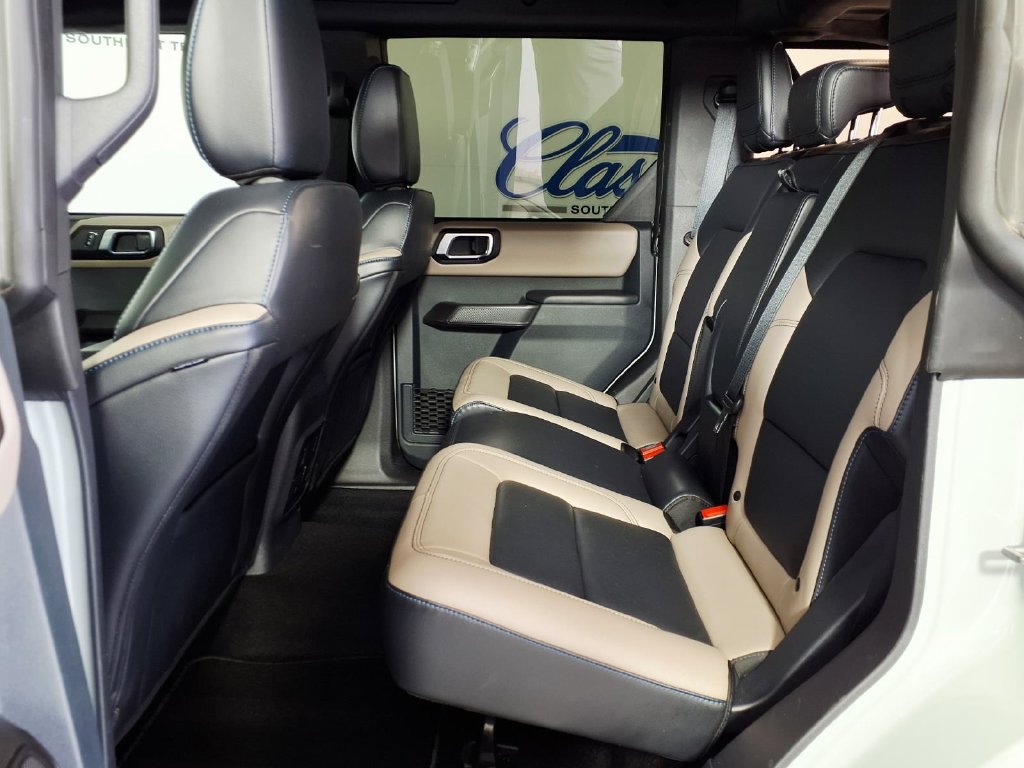 Used 2024 Ford Bronco Wildtrak AWD/4WD image 9