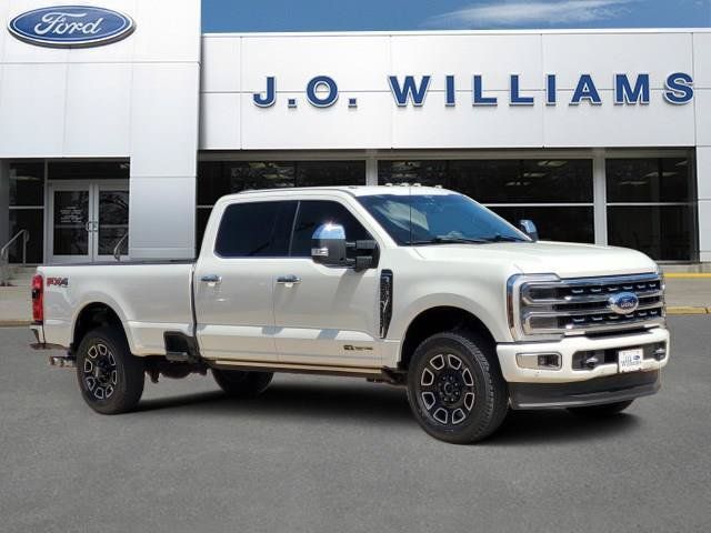 Used 2024 Ford F250 Platinum w/ FX4 Off-Road Package AWD/4WD image 1