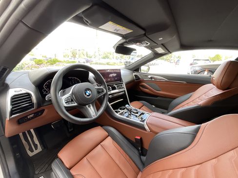 Used 2026 BMW 840i Convertible w/ Comfort Seating Package RWD image 15