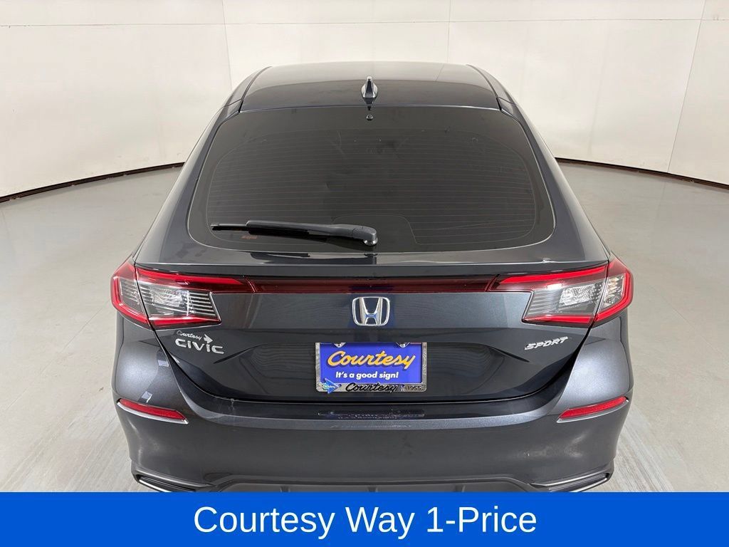 Used 2025 Honda Civic Sport image 9