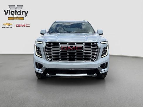 New 2026 GMC Yukon Denali w/ LPO, Floor Liner Package AWD/4WD image 2