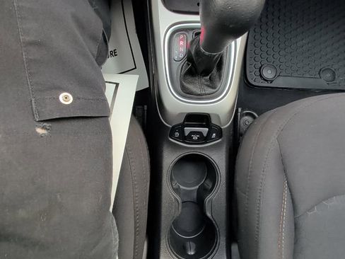 Used 2018 Jeep Compass Sport w/ Cold Weather Group image 23