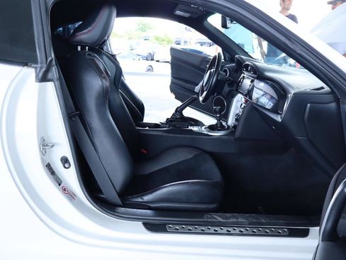 Used 2017 Subaru BRZ Limited w/ Performance Package image 29