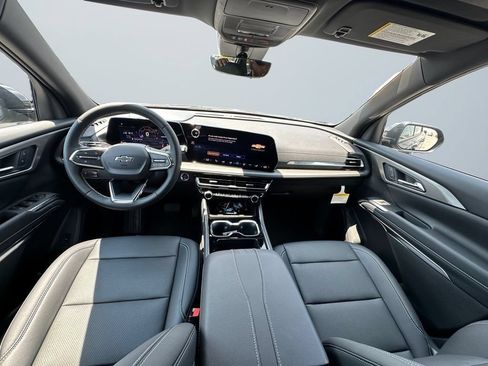 New 2026 Chevrolet Traverse LT w/ Midnight/Sport Edition FWD image 10