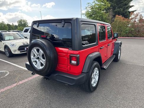 Used 2021 Jeep Wrangler Unlimited Sport AWD/4WD image 10