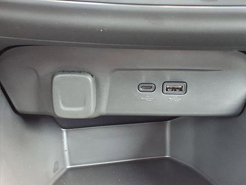 New 2026 Chevrolet Trax LS w/ LS Convenience Package image 16