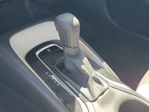 Certified 2023 Toyota Corolla LE image 27