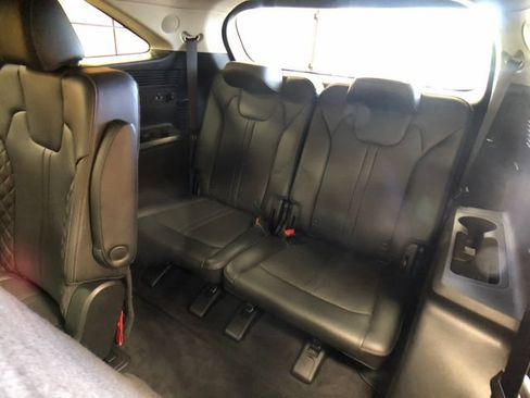 Used 2023 Kia Sorento AWD image 18