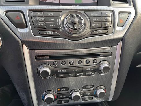 Used 2019 Nissan Pathfinder SL image 38