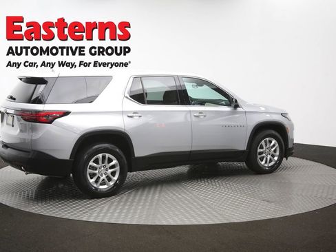 Used 2022 Chevrolet Traverse LS AWD/4WD image 44