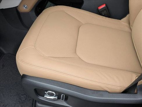 New 2026 Land Rover Defender 130 S image 4