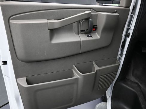 Used 2024 Chevrolet Express 2500 w/ Driver Convenience Package image 12