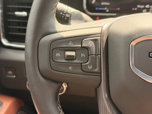 Used 2026 GMC Sierra 1500 Denali Ultimate AWD/4WD image 19
