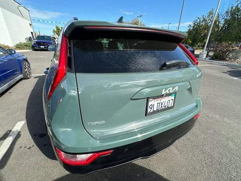 Used 2024 Kia Niro Wind FWD image 6