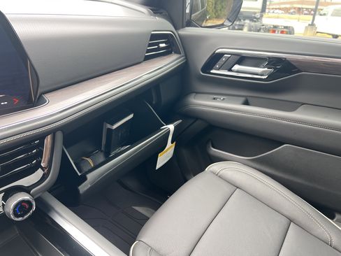 New 2026 Chevrolet Tahoe Premier w/ Sun And Tow Package image 29