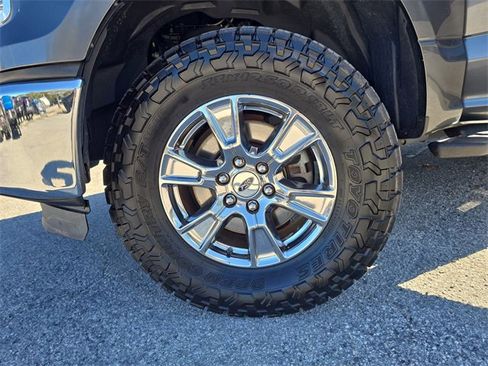 Used 2015 Ford F150 XLT w/ Equipment Group 302A Luxury image 27