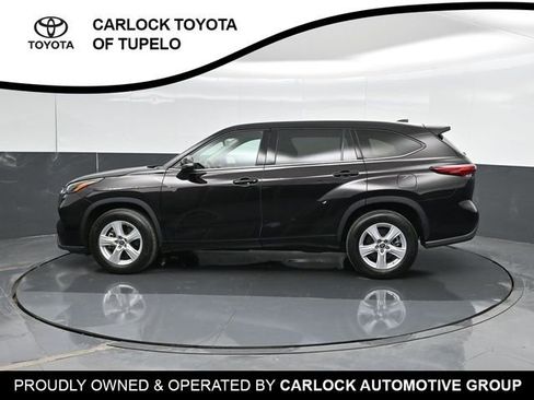 Used 2022 Toyota Highlander L image 9