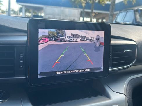 Certified 2022 Ford Explorer XLT w/ Equipment Group 202A image 16