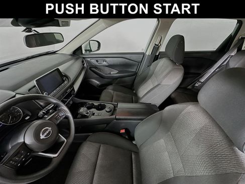 Used 2024 Nissan Rogue SV image 11