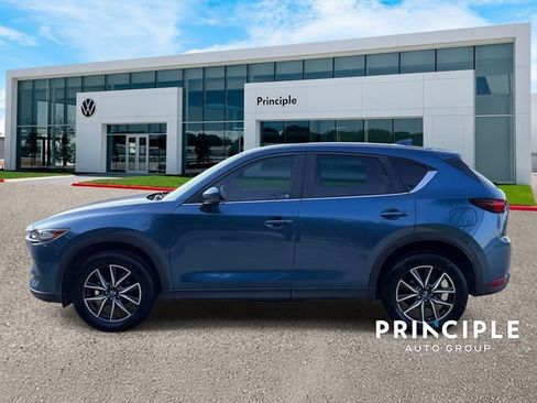 Used 2018 MAZDA CX-5 Touring w/ Preferred Equipment Package FWD image 5