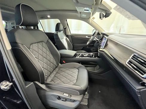 New 2026 Volkswagen Atlas SEL Premium R-Line image 12