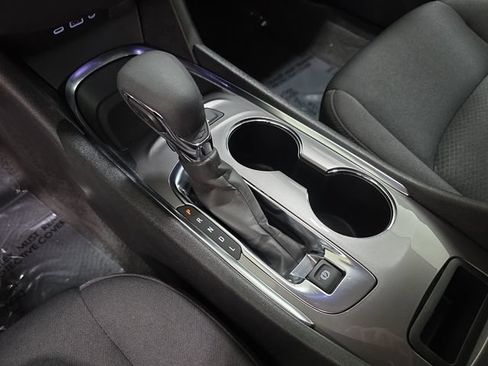 Used 2025 Chevrolet Malibu LT FWD image 25