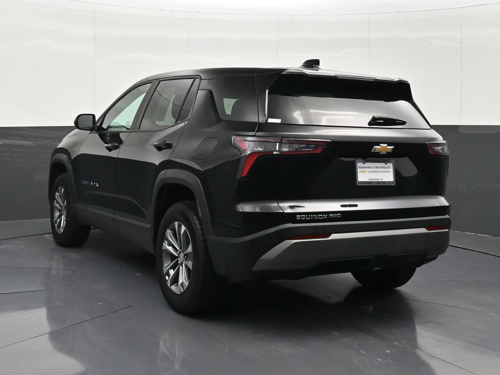 Certified 2026 Chevrolet Equinox LT AWD/4WD image 3