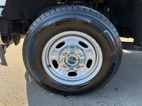 Used 2023 Ford F250 XL w/ FX4 Off-Road Package image 36